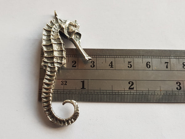 Capall Mara, Seahorse Pendant in sterling silver
