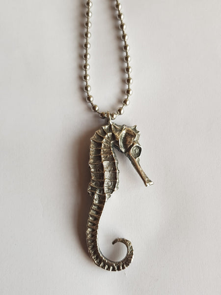 Capall Mara, Seahorse Pendant in sterling silver