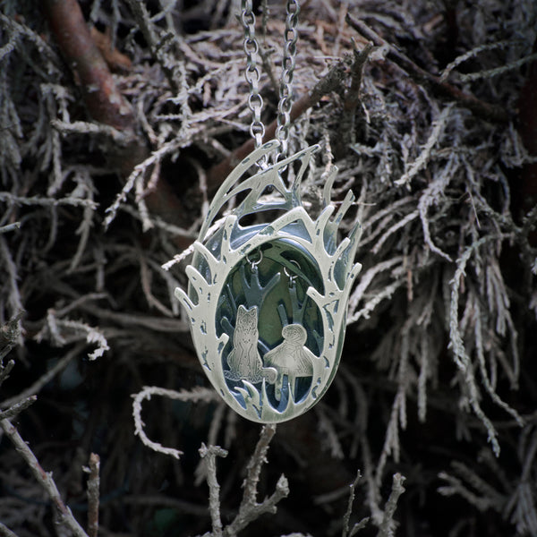 Sterling Silver Kinetic Necklace, Red Riding Hood And Wolf 01