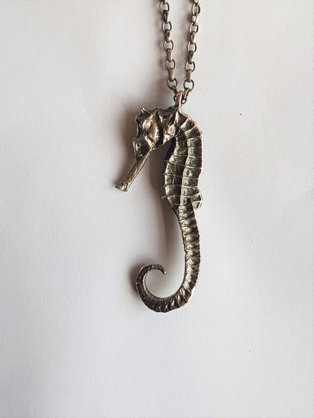 Capall Mara, Seahorse Pendant in sterling silver